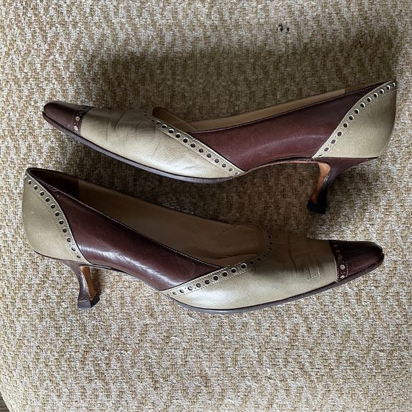 HP Manolo Blahnik Kitten Heels US 6.5 EU37 VTG Brown & Khaki - Picture 10 of 11